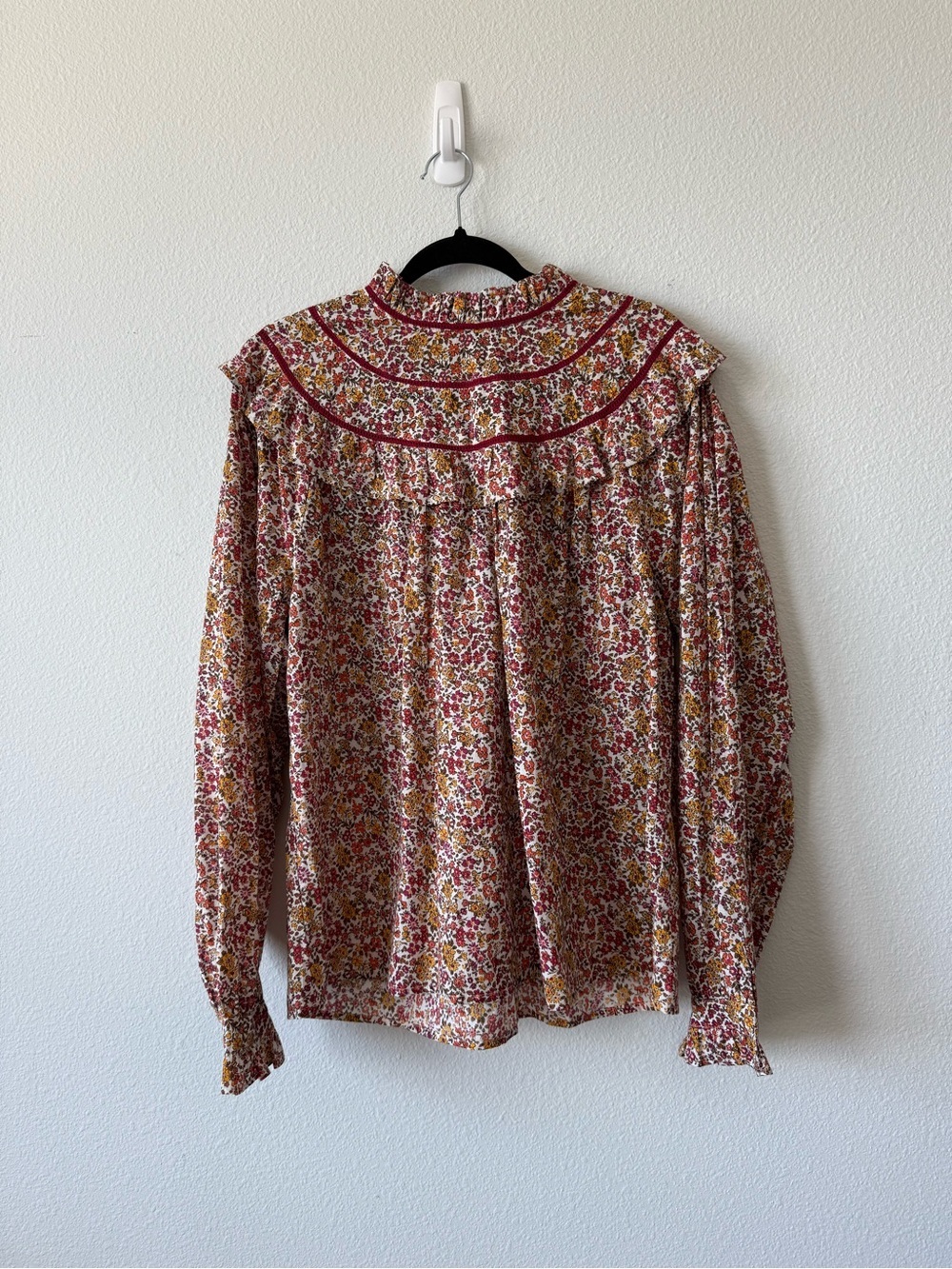 Ro's Garden Floral Long-Sleeve Blouse